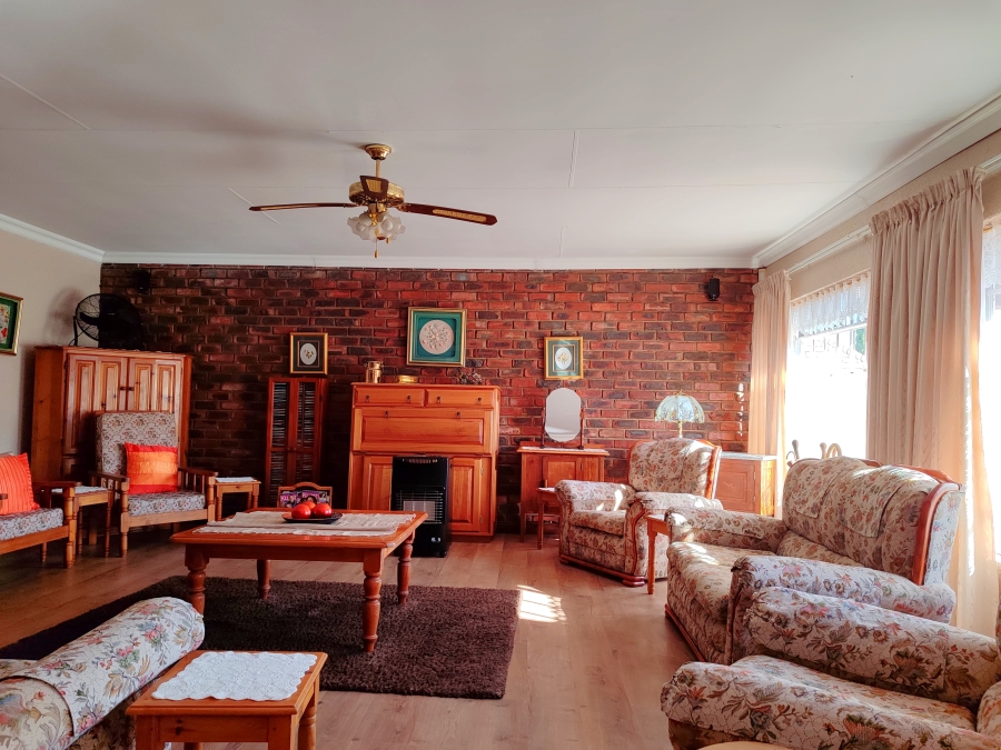 3 Bedroom Property for Sale in Vaal Park North West